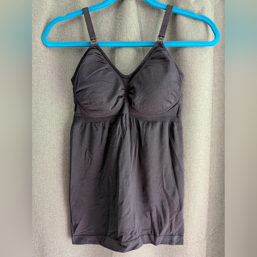 Kindred Bravely Nursing Tank NWT